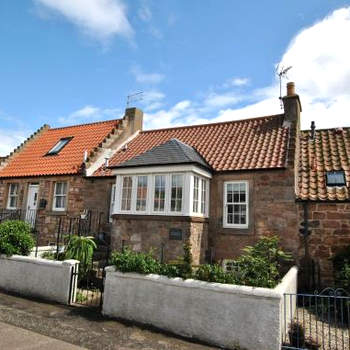 The Old Stables- charming cottage Crail