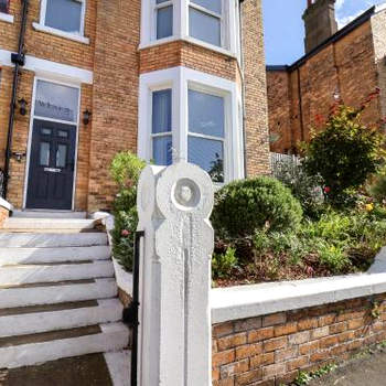 Spinnaker House