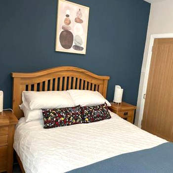 James St Park 2 bed Gr Flr, sleeps 4