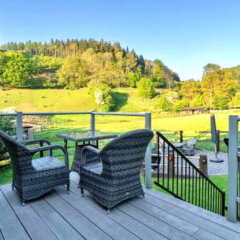 Finest Retreats - Lynx Lodge - Exotic Animal Sanctuary