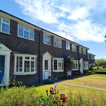 Haven Cottage - adjacent to beach and promenade