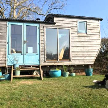 Secluded Shepherds Hut, with a view and hot tub