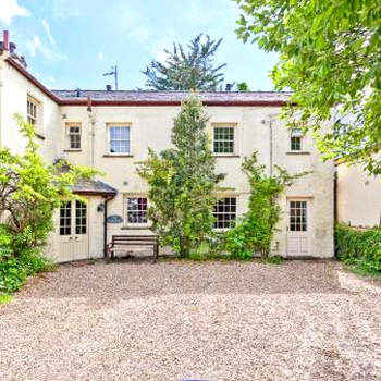 Bridge Cottages, Bridge House & Bridge Suite, Sleeps 12