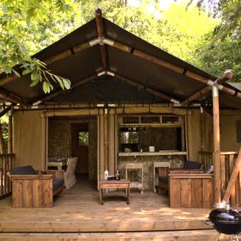 Luxury Safari Tent with Hot Tub in Ancient Woodland