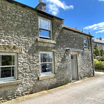 Weavers Cottage, Sleeps 6, outside terrace