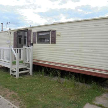Promenade: Retreat:- 4 Berth, Access to the beach