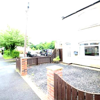 Whitley Bay - Sleeps 6 - Refurbished Throughout