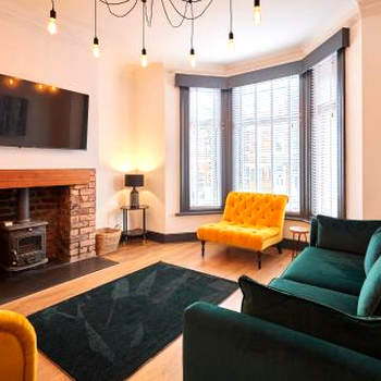 Host & Stay - Darcey House