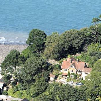 Treetop Cottage at Countisbury Lodge