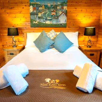 Wall Eden Farm - Luxury Log Cabins and Glamping