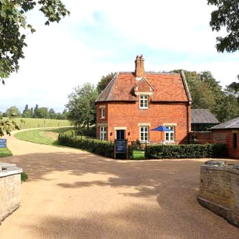 Bridge House at Woodhall Estate