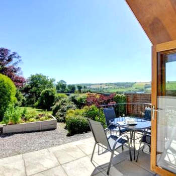 2 bed garden cottage nestled on the edge of Exmoor