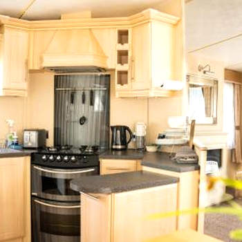 The Willows Static Caravan at Kingsmead