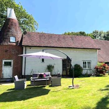 Beautiful 2 bed Oast - 15 acre farm - Tunbridge Wells