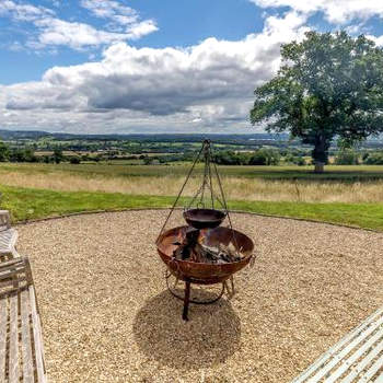 4 bed in Ludlow 52146