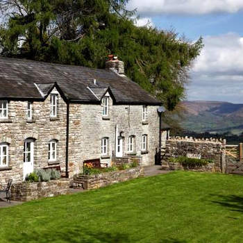 5 Bed in Crickhowell BN365