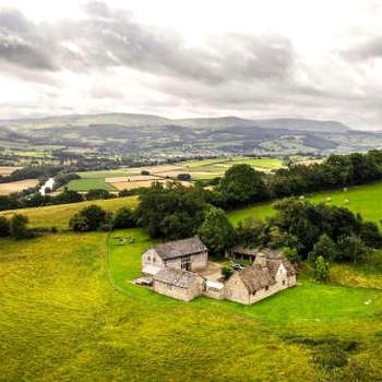 Cwm Pelved is a large 6 bedroom holiday home close to Hay on Wye - with incredible views