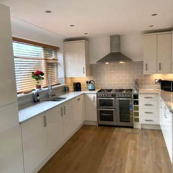 Newly refurbished house -Astley village