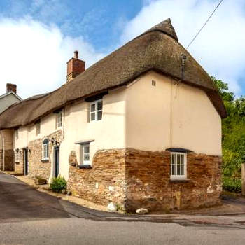 15th Century Thatched Cottage 21st Century Comfort