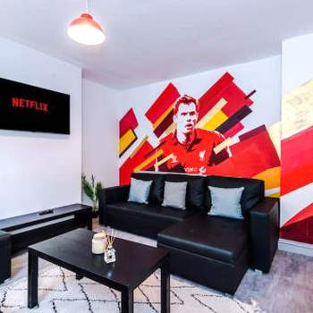 5 Sleeper LFC Themed Apartment