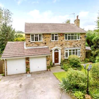 Stunning 4-Bed House in Wetherby near York