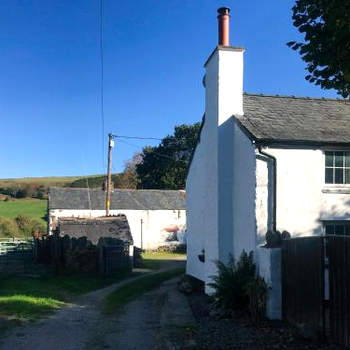 Swallow Cottage - A Cosy Retreat Near Snowdonia and the Coast