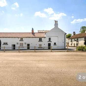 Immaculate 6-Bed Ivy house