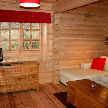 BCC Loch Ness Log Cabins