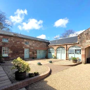 Loch Lomond Finnich Cottages