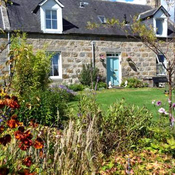 Aberlour Cottages - Bolthole & Retreat