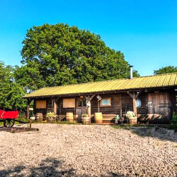 The Stables At The Oaks