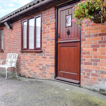 Stable Cottage 1 - Ukc3741