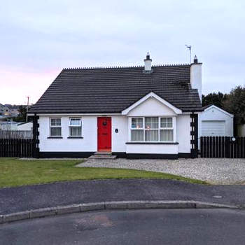 Castleshaw Holiday Home