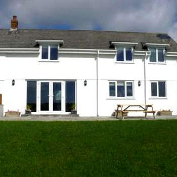 Llanelen Farm Sleeps 2