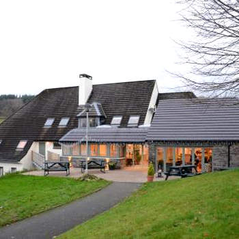 Neuadd Henllan Lodge