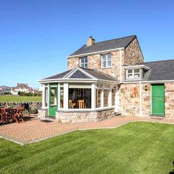 Tyn Towyn - The Stables