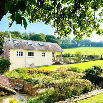 Burnhaies Farm Coach House