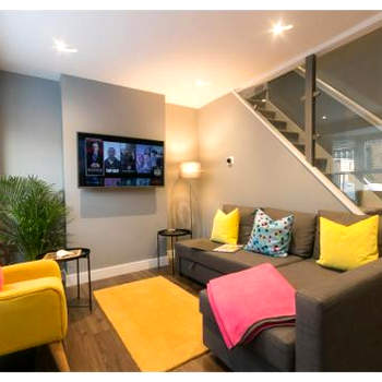 Stylish Home Close To The Beach By Adliv Host