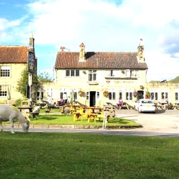 The Crown, Hutton le Hole