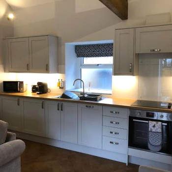 The Dairy, Wolds Way Holiday Cottages, 1 bed studio