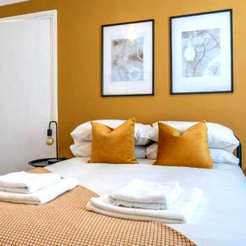 South View - 3 bed modern Chester house - Close to city centre