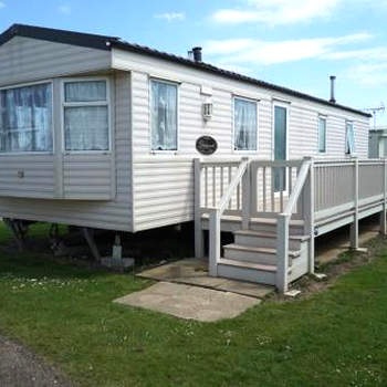 Lyntons 3 bedroom caravan pets stay free