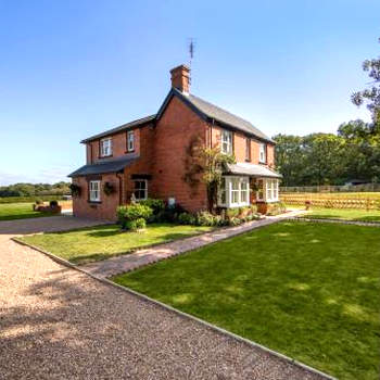 Luxury Four Bed Country House With Hot Tub - Woodchurch near to Ashford