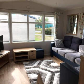 3 bedroom 2 bathroom prestige caravan PRESTHAVEN SANDS