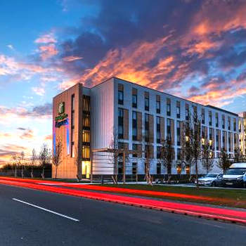 Holiday Inn Express - Bicester, an IHG Hotel