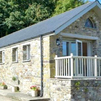 Wild Coastal Retreat at Troed Y Rhiw Aberporth