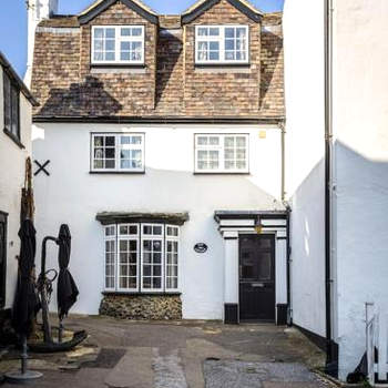 Bay Cottage By The Sea in Broadstairs.