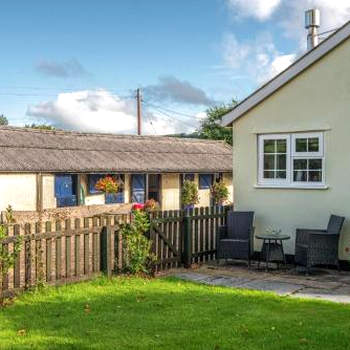 Monks Cleeve Bungalow