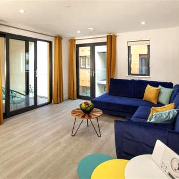 5 Putsborough - Luxury Apartment at Byron Woolacombe, only 4 minute walk to Woolacombe Beach!