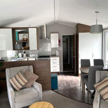 6 Berth Comfy Homely Caravan, Dog Friendly